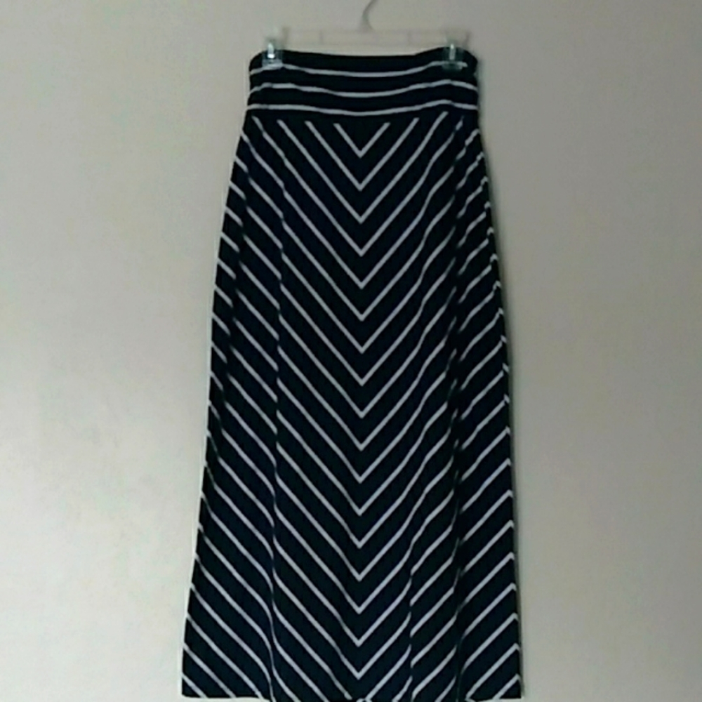 Black/white BOHO skirt